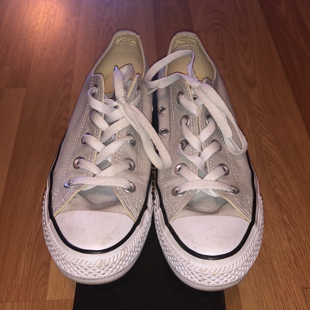 Converse unisex men’s 4 / women’s 6